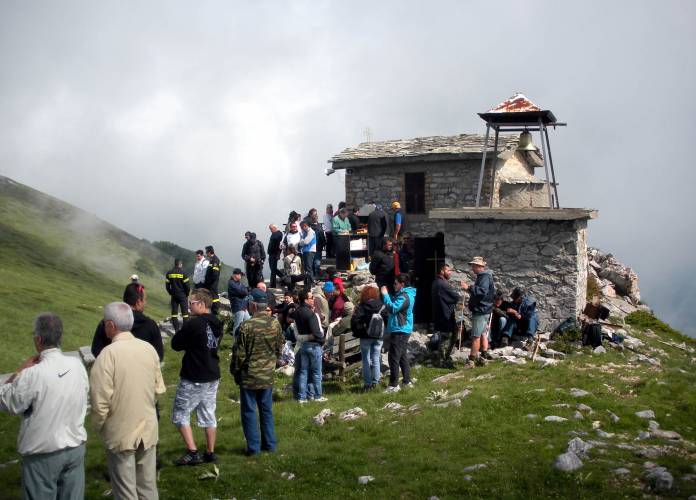 Νάουσα: Ανάβαση στο Άγιο Πνεύμα