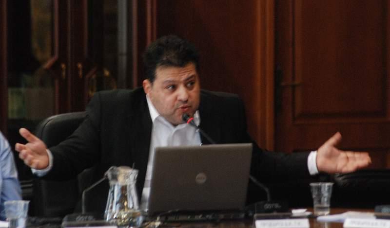 Ερωτήσεις Κάκαρη για την εβδομάδα θεάτρου και την δωρεά της ΤΕΡΝΑ στον δήμο Βέροιας