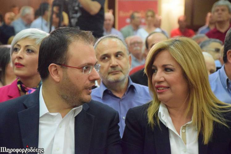 Ο Θανάσης Θεοχαρόπουλος καταδικάζει την επίθεση στα γραφεία του ΠΑΣΟΚ
