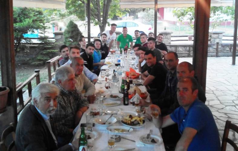 Έκλεισε την χρονιά με γεύμα ο Αστέρας Αγίας Βαρβάρας