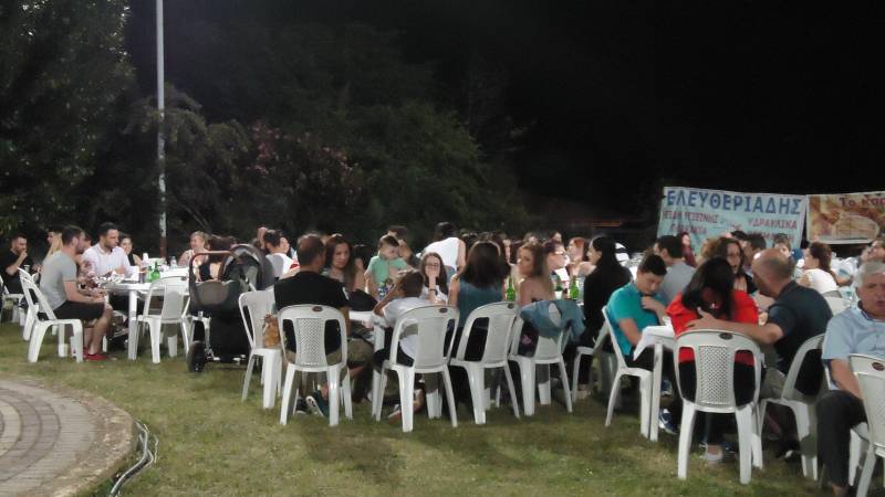 “Κελάηδισαν” οι ποντιακές και κρητικές λύρες στην Κρητικοποντιακή βραδιά