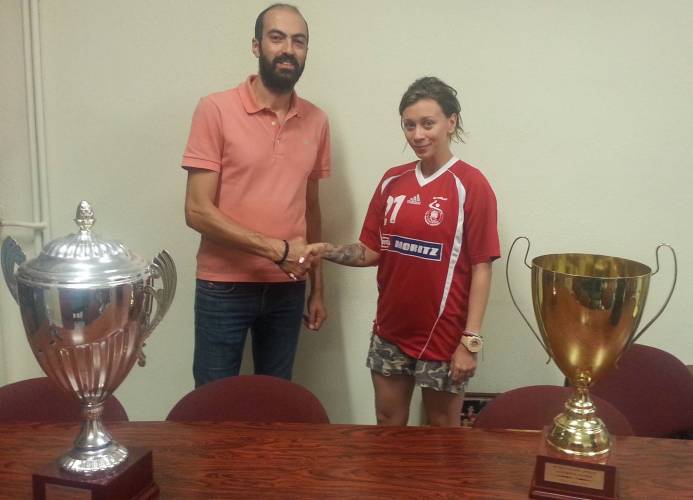 Ο Φίλιππος απέκτησε την Δήμητρα Μπατζαρακούδη