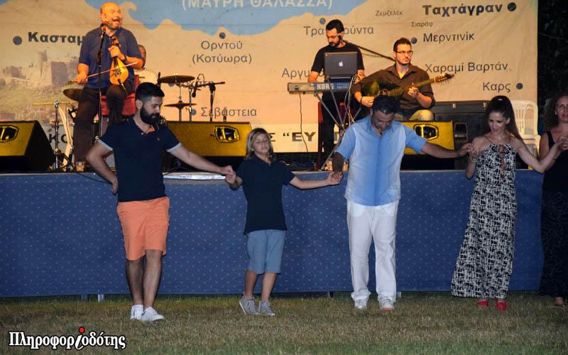 Στο… κόκκινο το κέφι στην Πατρίδα με Νίκο Ζωϊδάκη (φωτογραφίες, βίντεο)
