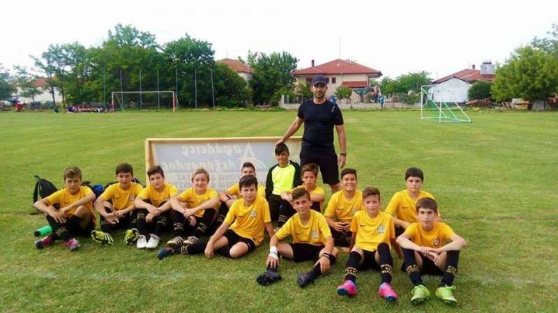 Μάριος Κατικαρίδης και Τάσος Παναγιωτίδης στην προπονητική ομάδα της Ακαδημίας ΑΕΚ Βέροιας