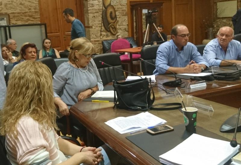 Παρεμβάσεις στις πλατείες Ωρολογίου και Πλατάνων ζητούν πολίτες της Βέροιας