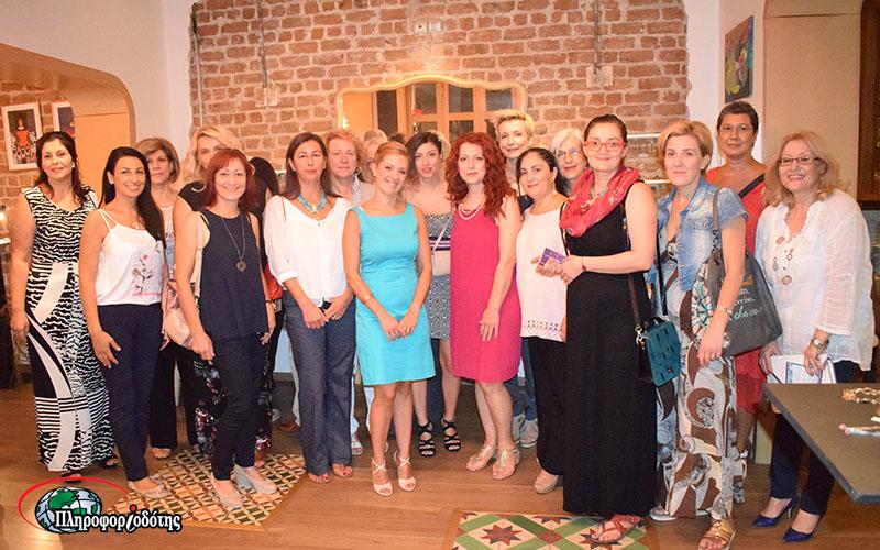 Επαγγελματικού επιπέδου χειροποίητα κοσμήματα στην έκθεση της ΚΕΠΑ (φωτογραφίες, βίντεο)