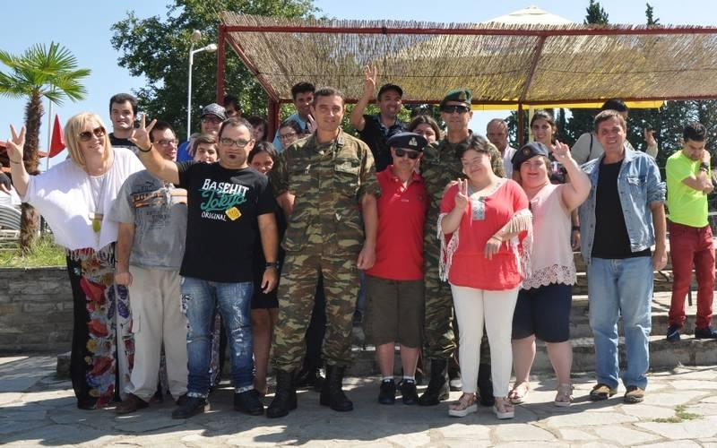 Τα Παιδιά της Άνοιξης στην θερινή Λέσχη Αξιωματικών