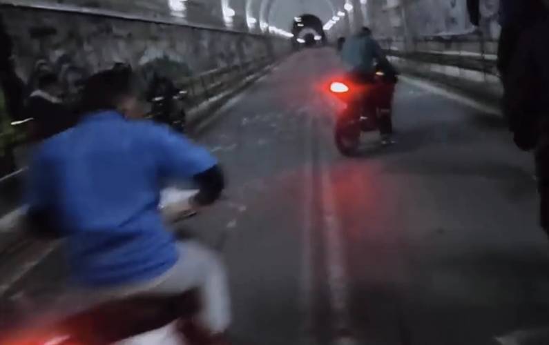Βίντεο ντοκουμέντο από τις κόντρες που γίνονται στις γαλαρίες
