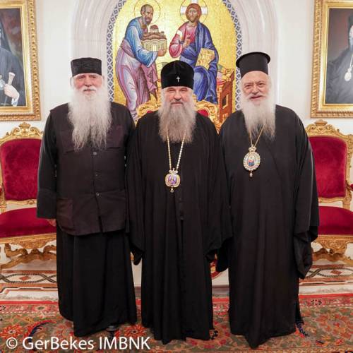 Επίσκεψη του Σεβασμιωτάτου Μητροπολίτου Αγίας Πετρουπόλεως στην Μητρόπολη