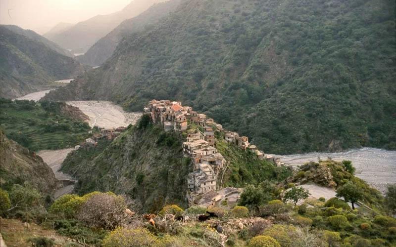Ομιλία με θέμα “Ένα ταξίδι 21 χρόνων στην Πούλια και στην Καλαβρία” στην Βέροια