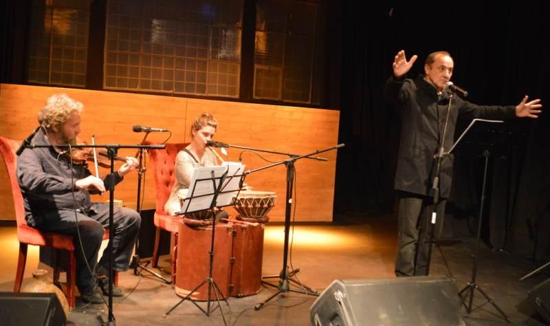 Ο Στέλιος Μάινας συναντά τον Αλέξανδρο Παπαδιαμάντη στη Νάουσα