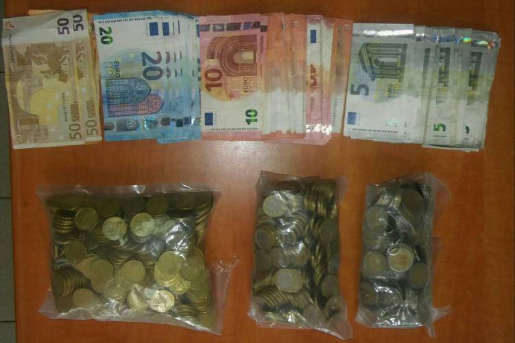 Στα χέρια της αστυνομίας ζευγάρι διαρρηκτών