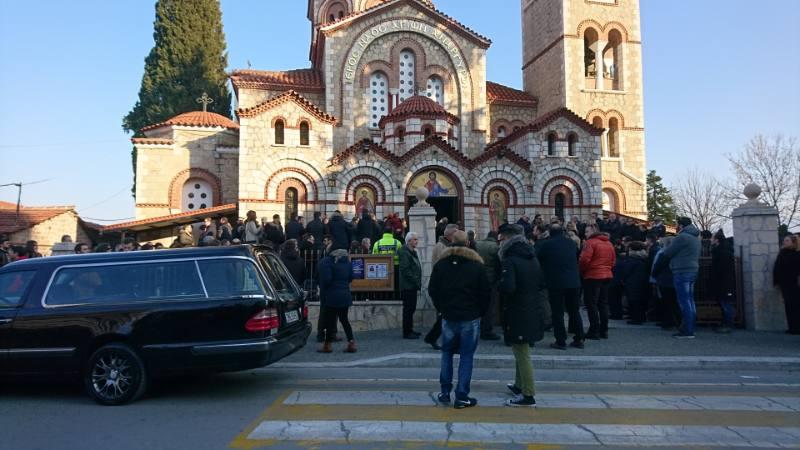 Αβάσταχτος πόνος στην κηδεία του Άκη Ψωμιάδη