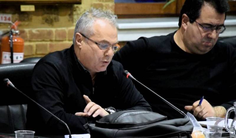 Δημοτικό Βέροιας: Στο στόχαστρο των αντιδημάρχων της πλειοψηφίας “βολεμένοι” και “κοπανατζήδες” σύμβουλοι