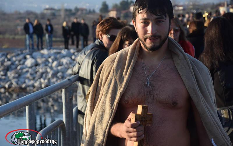 Ακυρώθηκε η κατάδυση του Τιμίου Σταυρού στο φράγμα του Αλιάκμονος