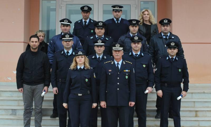 Πιστοποιητικά σπουδών σε 13 αστυνομικούς στην Βέροια