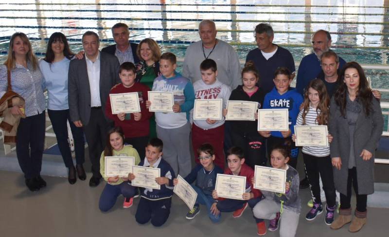 Ολοκληρώθηκαν τα μαθήματα κολύμβησης 2ου τριμήνου στα Δημοτικά
