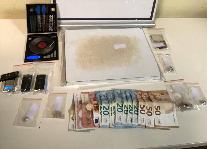 Τέσσερις συλλήψεις στην Βέροια για κατοχή ηρωίνης