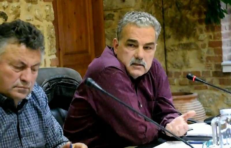 Τσαπαρόπουλος: “Όποιος διαφωνεί με την Εκκλησία στο θέμα των συλλαλητηρίων μπορεί να εκφράσει άποψη ή απαγορεύεται;”
