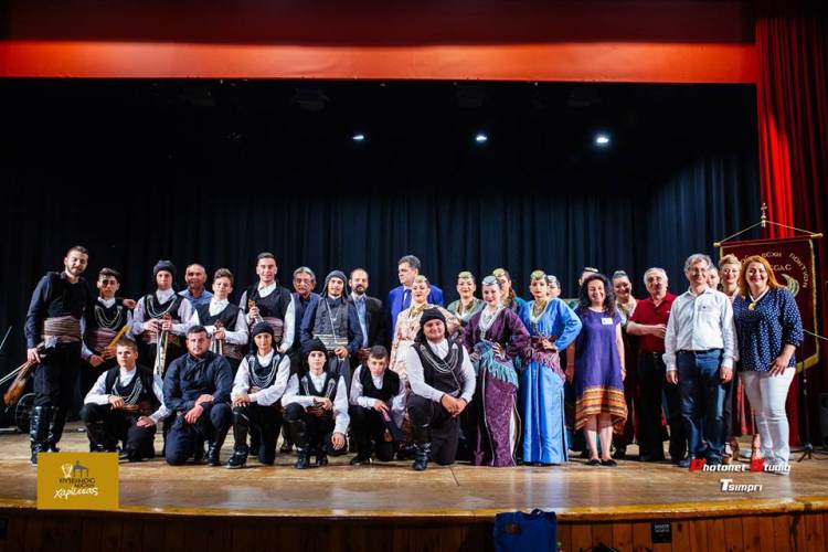 «Με τον Διωγμό στην Ψυχή»: Εκδήλωση της Ευξείνου Λέσχης Χαρίεσσας για την Γενοκτονία (φωτογραφίες)