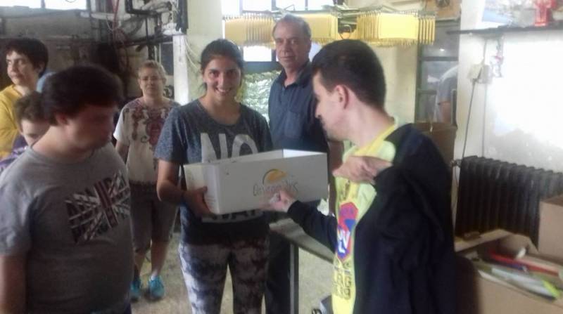 Τα Παιδιά της Άνοιξης σε παραδοσιακό κηροπλαστείο στην Έδεσσα