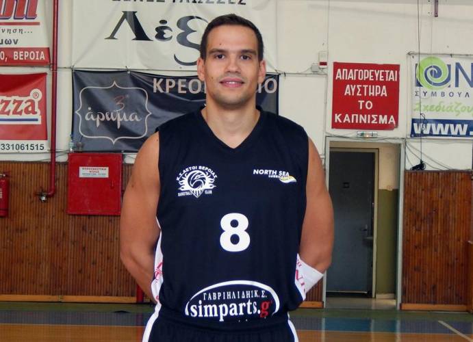 Συνεχίζει στους Αετούς Βέροιας ο Κωστής Γκεκόπουλος