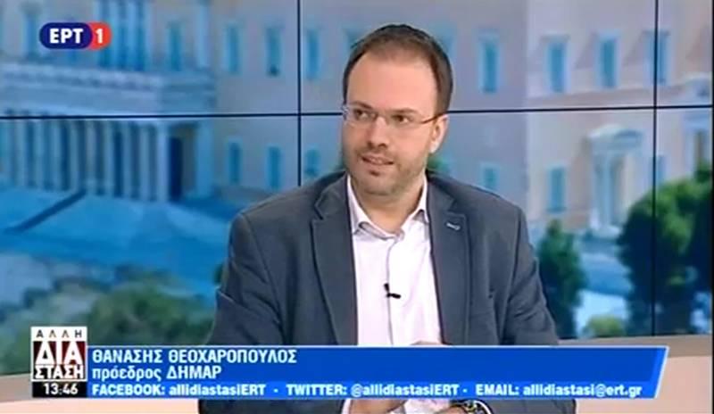 Θανάσης Θεοχαρόπουλος για το “εθνίκια” του Καρανικά: «Ντροπιαστική η δήλωση, θα έπρεπε να μετράει τις εκφράσεις του»