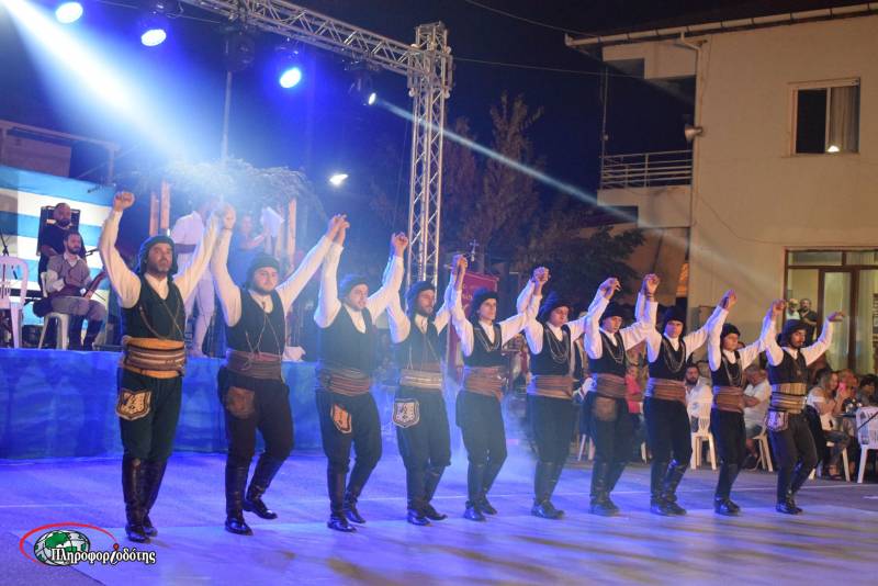 Ψηφιδωτό πολιτισμού η 4η Γιορτή Γης της Ευξείνου Λέσχης Χαρίεσσας (φωτογραφίες, βίντεο)