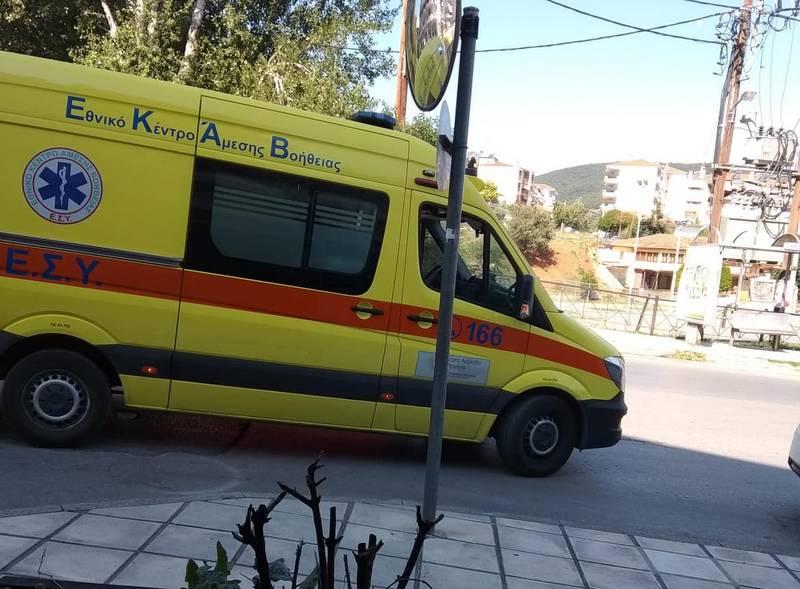 Άνδρας καταπλακώθηκε από το αυτοκίνητό του στη Νέα Νικομήδεια