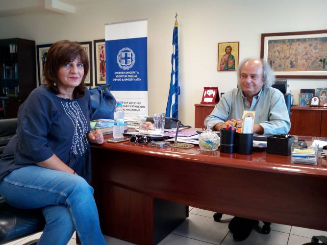 Επίσκεψη Φρ. Καρασαρλίδου στον Περιφερειακό Δ/ντή Εκπαίδευσης για θέματα παιδείας του νομού