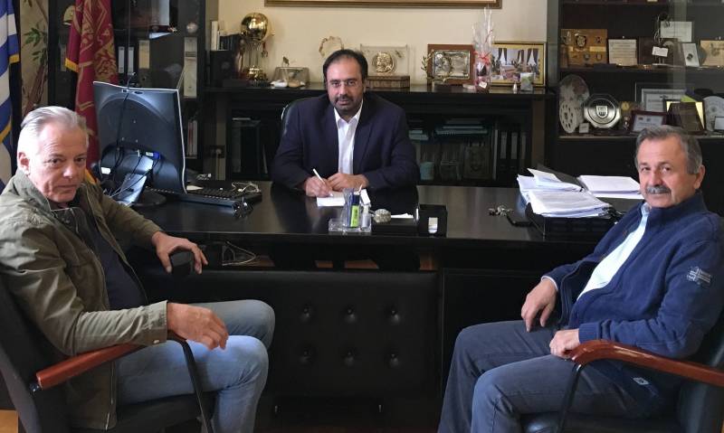 Σύμβαση για τη συντήρηση του οδικού δικτύου των Δημοτικών Ενοτήτων Απ. Παύλου, Βεργίνας, Δοβρά και Μακεδονίδος υπέγραψε ο Δήμος Βέροιας