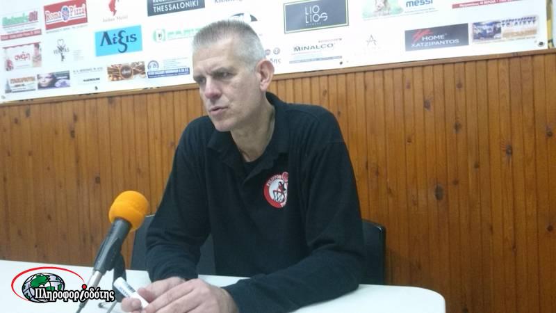 Γκίμας : “Υποκλίνομαι στους παίκτες μου”