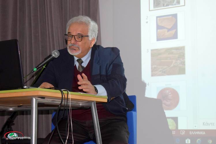Βέροια: Ενδιαφέρουσα η ομιλία για την «Πέλλα, την μεγίστη των εν Μακεδονία πόλεων» (φωτογραφίες)