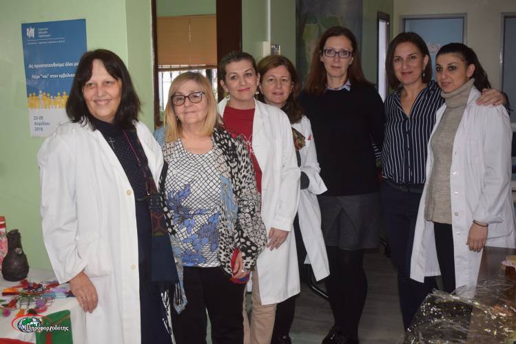 Επιτυχημένο το χριστουγεννιάτικο bazaar που διοργανώθηκε στο Κέντρο Υγείας Βέροιας (φωτογραφίες)