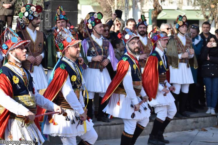 Η Εύξεινος Λέσχη Βέροιας θα αναβιώσει το έθιμο των Μωμόγερων