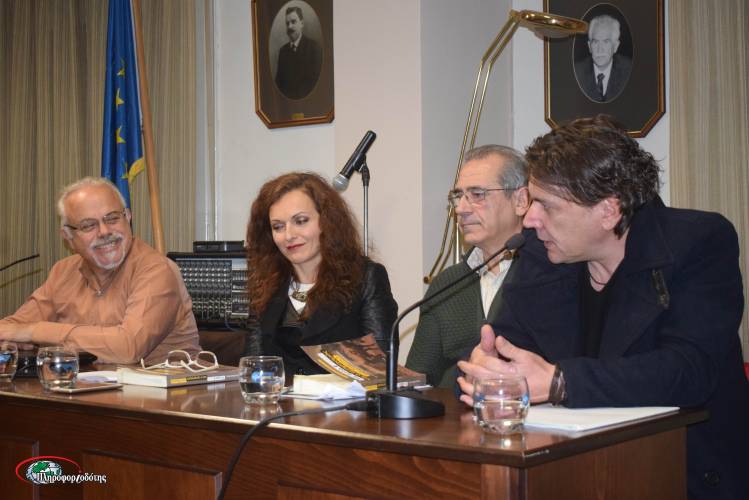 Το νέο του βιβλίο παρουσίασε ο Μιχάλης Τρεμόπουλος στην Βέροια (φωτογραφίες)