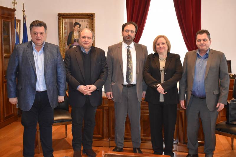 Οι Κουβανοί διπλωμάτες στο Δημαρχείο Βέροιας (φωτογραφίες)