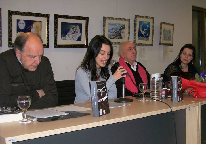 Παρουσιάστηκε στη Νάουσα το μυθιστόρημα της Ευφροσύνης Πιτσαλίδου «Σιωπηλά Βήματα»