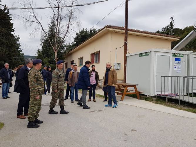 Επίσκεψη Υφυπουργού Μεταναστευτικής Πολιτικής Άγγελου Τόλκα στην δομή φιλοξενίας προσφύγων στην Αγία Βαρβάρα Βέροιας