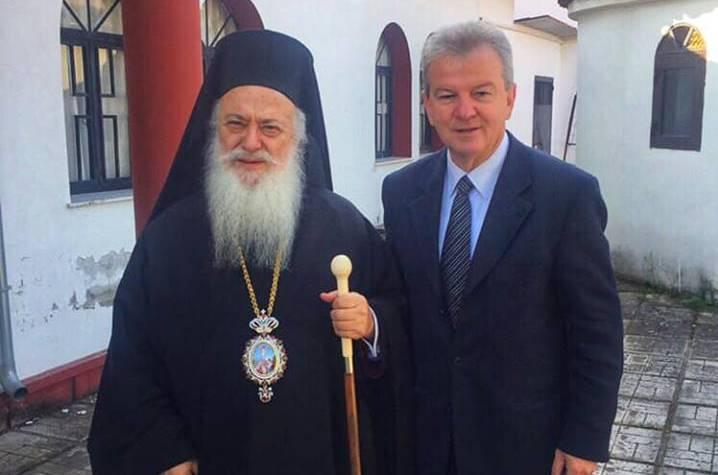 Με τις ευχές του Μητροπολίτη ξεκίνησε τον προεκλογικό αγώνα ο Απόστολος Νεστορόπουλος