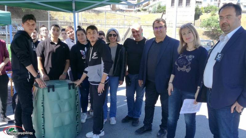 Διανεμήθηκαν κάδοι οικιακής κομποστοποίησης και βιοαποβλήτων στην Βέροια