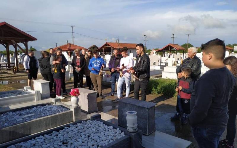 Πραγματοποιήθηκε και φέτος το Ταφικό Έθιμο στην Χαρίεσσα