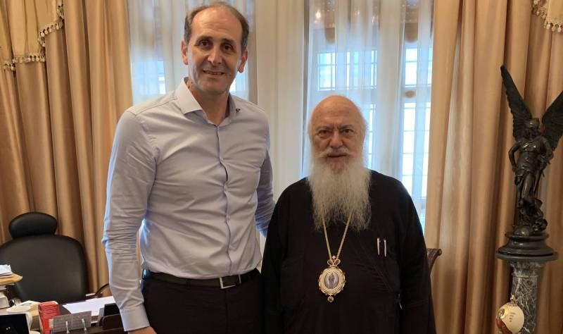 Συνάντηση του Απόστολου Βεσυρόπουλο με τον Μητροπολίτη