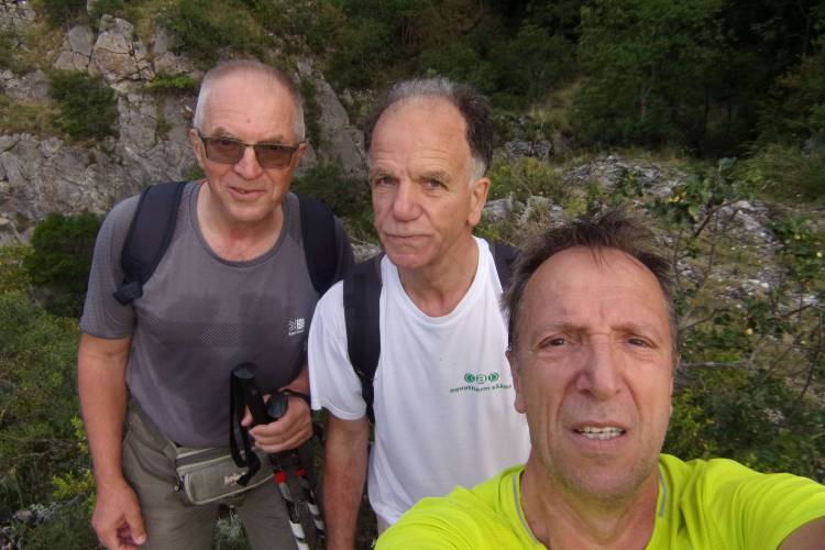 Με τους Ορειβάτες Βέροιας στην κορυφή Μουντάκι