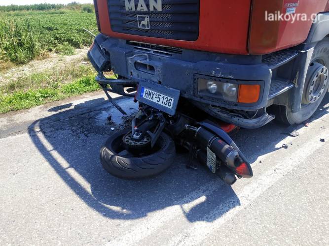 Τροχαίο με νεαρό νεκρό έξω από τη Νέα Νικομήδεια