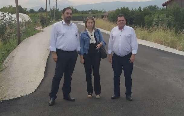 Ολοκληρώθηκαν οι εργασίες ασφαλτόστρωσης αγροτικών δρόμων στο Δήμο Βέροιας