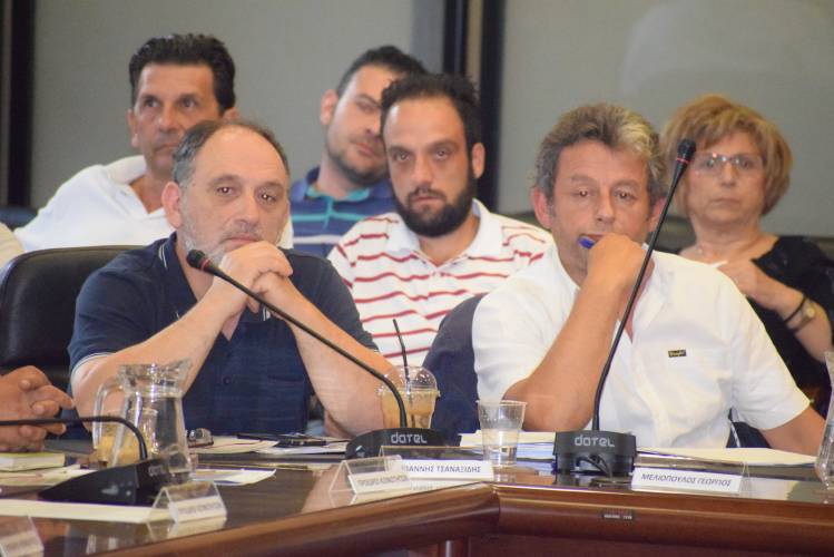 ΛΑΣ: “Εκτός από αντικομμουνιστής, είναι και υμνητής της Χούντας ο αντιδήμαρχος”