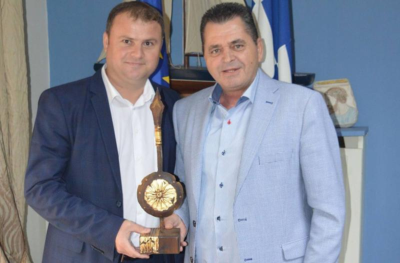 Εννέα Ρουμάνοι δήμαρχοι στον Αντιπεριφερειάρχη