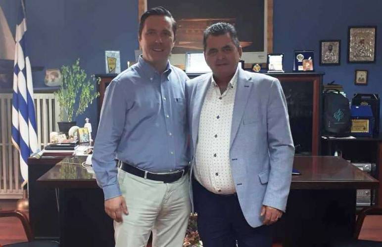 Συνάντηση Δημάρχου Νάουσας με τον Αντιπεριφερειάρχη