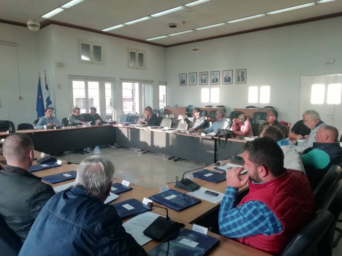 Συνάντηση Δημάρχου Νάουσας με προέδρους τοπικών κοινοτήτων